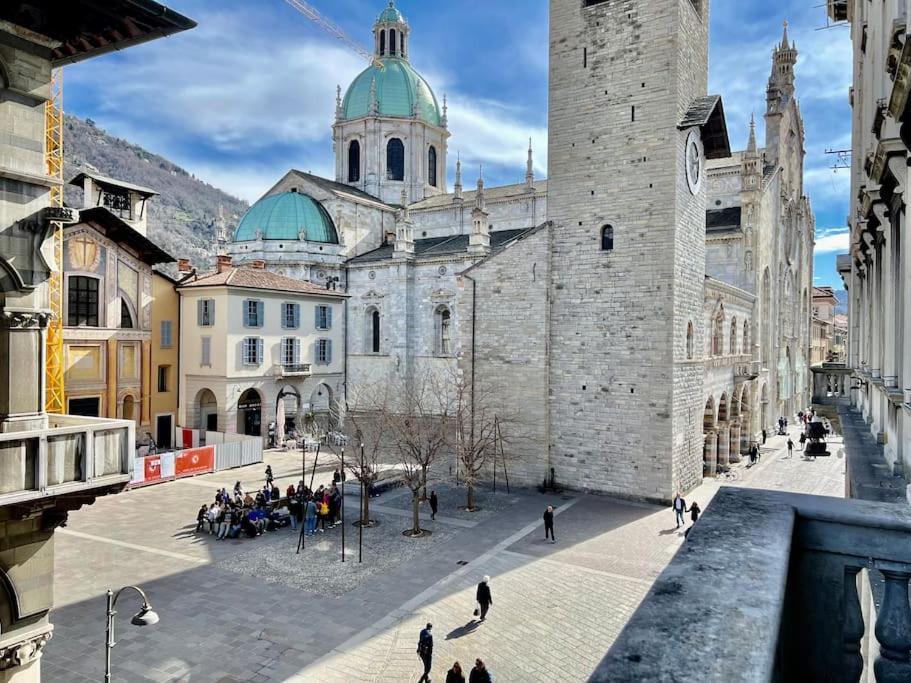 Esclusivo 130Mq Fronte Duomo E Lago E Terrazza Como Exterior photo